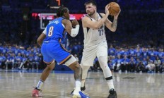 开云体育下载:NBA季后赛：东契奇三双助独行侠力克雷霆攻占天王山